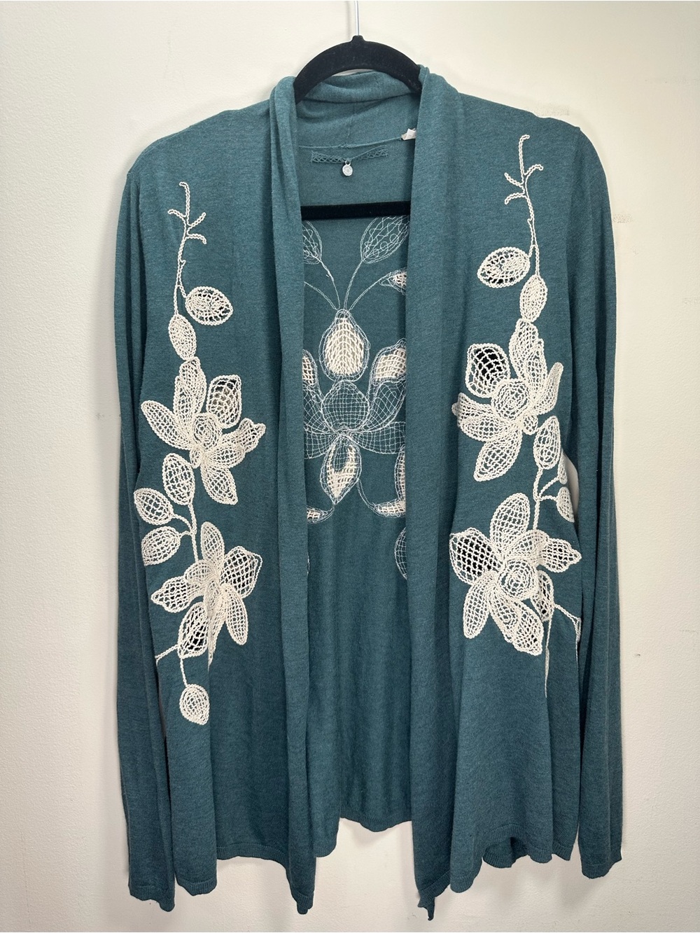 Anthropologie Knitted & Knotted Morning Petals Embroidered Open Cardigan, Large - Picture 3 of 11